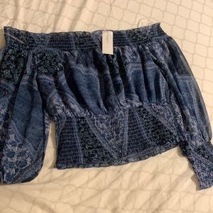 Brand new American Eagle shirt WITH TAG!